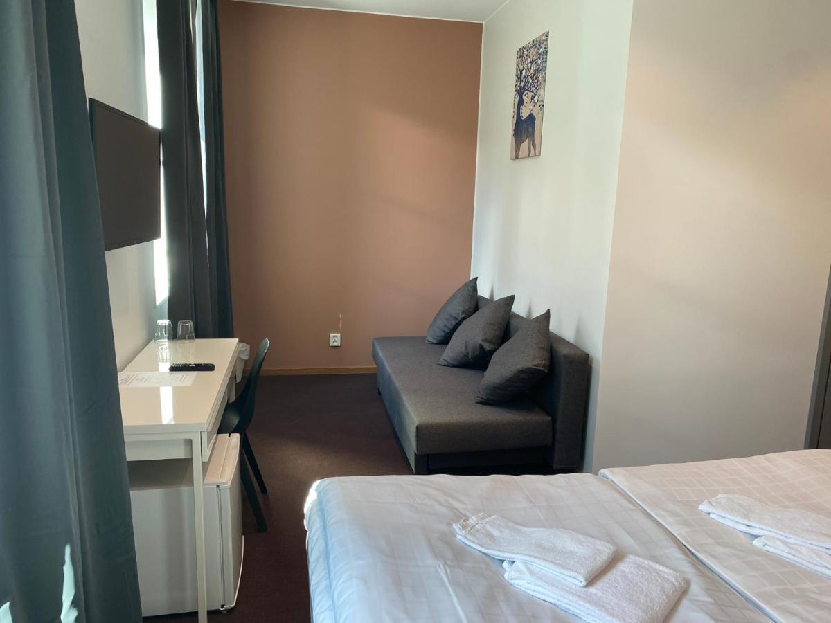 Ahlgrens Hotell Bed & Breakfast Gavle Bagian luar foto